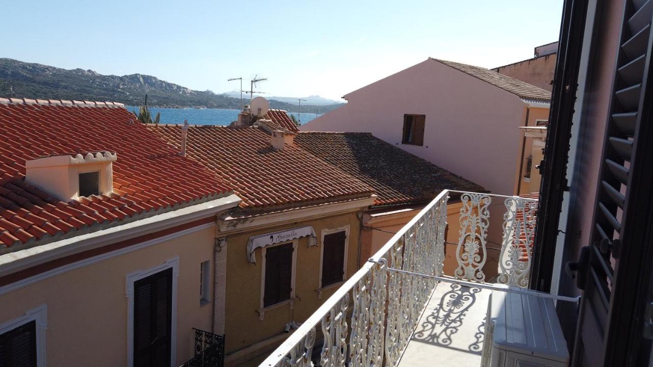 Locanda Dal Genovese La Maddalena  Bagian luar foto